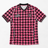 Maillot de football rétro à motif à carreaux, personnalisable, streetwear, en maille polyester, OEM ODM, unisexe, col en V, vintage