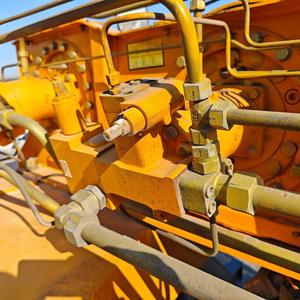 Grúa sobre orugas usada QY25K5A de 25 toneladas, año 2018, con PLC, motor, caja de cambios y bomba, maquinaria de construcción - Product Image 4