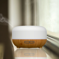 Diffuseur d'huiles essentielles ultrasonique électrique grande capacité 500 ml, humidificateur d'arômes à brume froide avec LED 7 couleurs et finition bois pour maison et hôtel