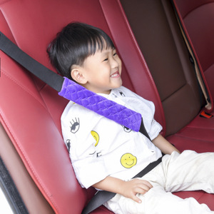 Almohadillas para cinturón de seguridad de coche, almohadilla de seguridad gruesa de felpa para niños, accesorio interior de vehículo, color morado - Product Image 1