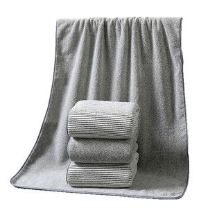 Serviette de bain en fibre de charbon de bambou 70x140cm, en polaire corail, antibactérienne, douce et absorbante, idéale pour un cadeau, personnalisable - Product Image 3