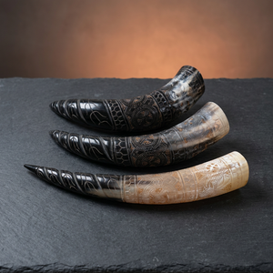 Cuernos de Búfalo Naturales 100% Garantizados en Calidad, Acabados al Estilo Vikingo, con Soporte de Cuero y Ágata, a Bajo Precio en India - Product Image 3