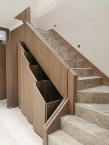 Mueble de Almacenamiento con Escalera Dúplex de Textura de Madera Personalizada, Gabinete Minimalista con Apertura a Presión y Superficie Plana para Solución de Espacio Pequeño en el Hogar - Product Image 2
