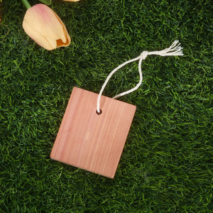 Pendentif Décoratif en <span class=keywords><strong>Copeaux</strong></span> de Bois de Cèdre <span class=keywords><strong>Rouge</strong></span> pour la Maison, Anti-Mites, Anti-Odeurs, Parfum Naturel Durable, Anti-Insectes, Désodorisant - Product Image 3