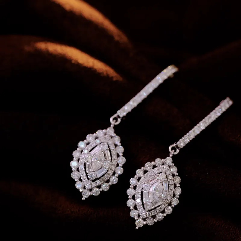 Custom Jewelry Women's Wedding Jewelry 18K White Gold Natural Diamond Drop Big Hook Pendant Earrings