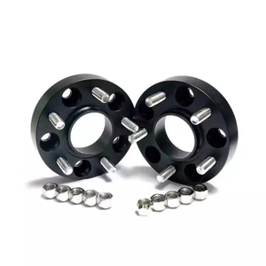<span class=keywords><strong>Adaptateur</strong></span> de roue personnalisé en aluminium de haute qualité 5x114.3 à <span class=keywords><strong>5x100</strong></span> 5x108 5x110 <span class=keywords><strong>5x112</strong></span> 5x115 5x120 5x130 5x139.7 5x150 Entretoises de roue - Product Image 1