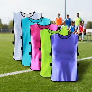 Maillots d'entraînement de football personnalisés 100 % polyester pour enfants, chasubles de sport, gilets de football en mesh, chasubles d'entraînement de football - Product Image 1