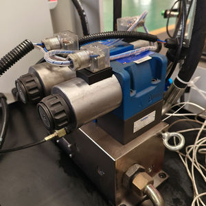 Presse hydraulique à quatre colonnes BaoFa Y32-60T, moteur 4KW, course de glissière 400mm, pour le pressage de nouveaux matériaux, chauffée 380V, garantie 1 an - Product Image 6