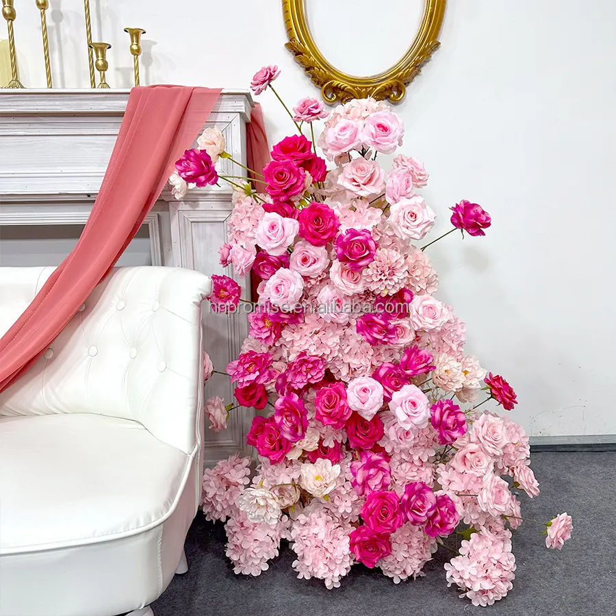 สัญญาร้อนขายดอกไม้ประดิษฐ์ผ้าไหมกุหลาบ Arch งานแต่งงานดอกไม้สีชมพูฉากหลัง