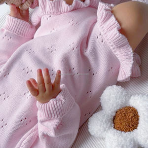 2025サマーコレクションニットフリル脚ロンパーソフトコットンCPC CertificateカスタムブルームピンキーガールPointelle Onesie