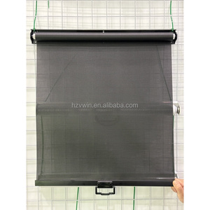 Copertura Notturna Elettrica Nera Intrecciata Integrata con Maniglia, Durevole ed Ecologica, Dimensioni Personalizzabili per Armadi di Refrigerazione Commerciali - Product Image 6