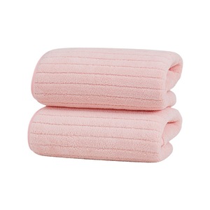 Toallas de Coral Fleece a Rayas de 75x35cm, Absorbentes y Gruesas para Uso Doméstico - Product Image 4