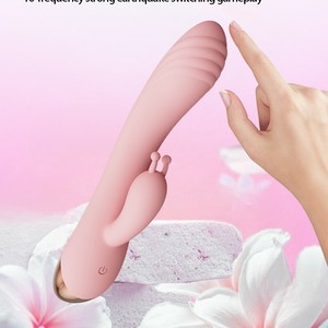 Vibromasseur sensible au toucher rose, stimulation du point G, jouet pour adultes pour femmes, 30 dB silencieux - Product Image 1