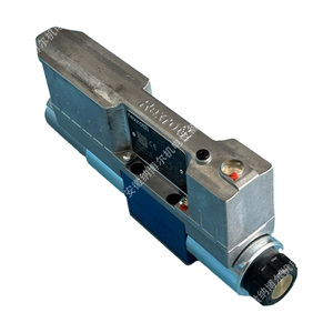 R901496443 4WREE6E16-3X/V/24F1 ตัวควบคุมทิศทางแบบสัดส่วน - Product Image 2