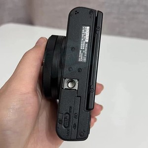 กล้องดิจิตอล HFT Professional Cyber-shot <span class=keywords><strong>RX100</strong></span> <span class=keywords><strong>III</strong></span> DSC-RX100M3 20.1MP สีดำ ขายส่ง - Product Image 4