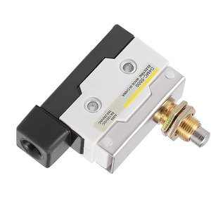 ลิมิตสวิตช์สำหรับงานหนัก D4MC-5000 D4MC-2000 D4MC-5020-N D4MC-1020 คันโยกแบบลูกกลิ้ง IP67 ทนน้ำมัน - Product Image 3