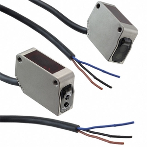 Capteurs photoélectriques industriels E3ZM-CT81 5M neufs et originaux en stock - Product Image 1