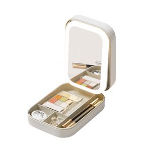 Estuche de Maquillaje Portátil Rosa de Alta Calidad con Espejo Iluminado LED, Logotipo Personalizado, Cierre de Cremallera Resistente - Product Image 4