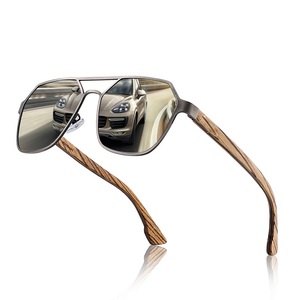 Directo <span class=keywords><strong>de</strong></span> fábrica <span class=keywords><strong>de</strong></span> alta calidad 2025 gafas <span class=keywords><strong>de</strong></span> sol <span class=keywords><strong>de</strong></span> mujer MARCO <span class=keywords><strong>DE</strong></span> Metal dorado <span class=keywords><strong>lentes</strong></span> <span class=keywords><strong>de</strong></span> moda polarizadas madera Anti-UV Tac marca sombras - Product Image 1