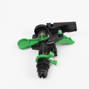 Aspersor Oscilante Ruiyang DN20 de Plástico, Sistema de Riego para Jardín - Product Image 1