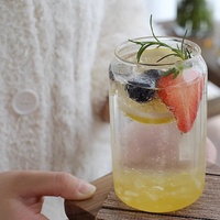 Verre en borosilicate en forme de canette de 550 ml (18 oz) avec couvercle en bambou et paille, verre à bière en forme de canette, gobelet en verre en forme de canette