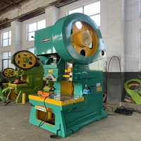 Presse à poinçonner de qualité industrielle, machine mécanique de haute précision pour le fabrication de pièces métalliques par estampage