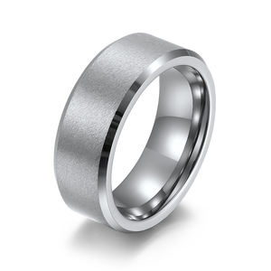 Anello di tungsteno luce di lusso neutro faccia di sabbia argento uomini donne di nozze tungsteno anelli di moda gioielli anelli - Product Image 1