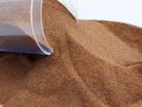 Sable abrasif naturel brun grenat LM 120 Mesh pour le sablage des métaux et la préparation des surfaces