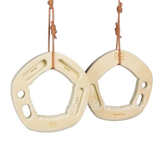 Anillos de escalada de madera de 31,3x28,8x6,8 cm con cuerda para entrenamiento físico y desarrollo de fuerza - Product Image 5