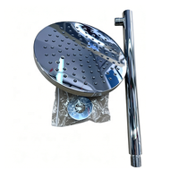 Ensemble de douche mural moderne en acier inoxydable chromé Metalique 250003 avec bras de raccordement et pommeau de douche pluie rond en ABS de 8 pouces