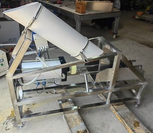 เครื่องสกัดน้ำมะพร้าวคุณภาพสูง เครื่องเปิดมะพร้าวอ่อน เครื่องตัดมะพร้าวครึ่งซีก - Product Image 5