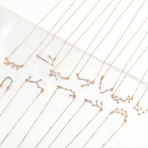 Collier pendentif astrologique HOVANCI Or Lion Balance Bélier, 12 signes du zodiaque, collier en cristal signe du zodiaque pour femmes - Product Image 1