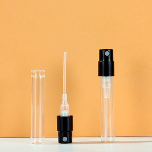 Venta al por mayor de fábrica: Mini botellas de vidrio para muestras de perfume de 1.5ml, 1ml, 2ml con cuentagotas y sellado para crema facial y probadores de spray. - Product Image 3