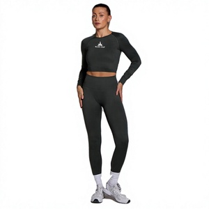Women's <b>Black</b> <b>Long</b> <b>Sleeve</b> <b>Crop</b> <b>Top</b> Slim Fit Knitted Solid Color Sporty Crew Neck All Seasons Wear - Product Image 1