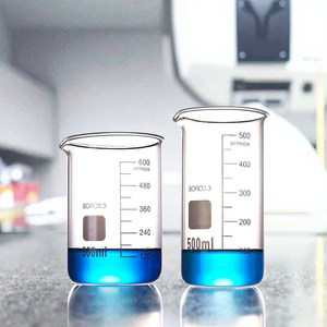 Verrerie de laboratoire Bécher <span class=keywords><strong>en</strong></span> <span class=keywords><strong>verre</strong></span> Boro3.3 25ml 50ml 250ml 500ml 1000ml Bécher <span class=keywords><strong>en</strong></span> borosilicate Bécher de mesure de haute qualité - Product Image 3