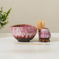 Bol à Matcha en Porcelaine Rose avec Support Chasen Glaçuré – Coffret Cadeau Cérémonie du Thé Japonaise – Écologique et Durable pour Elle