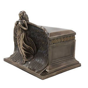 Urna Funeraria in Marmo Bianco con Angelo del Lutto, Scultura Statua per Cremazione e Giardino - Product Image 5