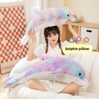 Buntes Delfin-Plüschtier-Kissen mit Polyester- und PP-Baumwollfüllung, Unisex-Bettumarmungskissen, Geschenk-Plüschkissen
