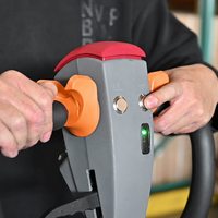 Chariot élévateur à palettes entièrement électrique Weliftrich de 1,5 tonne, alimenté par batterie au lithium