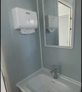 Casa Contenedor Modular Portátil, Plegable y Expandible de 20 pies x 40 pies, con Pared Exterior de Acero y Efecto Interior de Dormitorio con Baño - Product Image 2