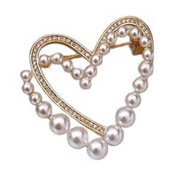 Broche de perlas de doble capa con forma de corazón, elegante pin de solapa, accesorio versátil para abrigos, trajes y vestidos, con alfiler de seguridad antideslizante para mujer
