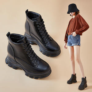 Loisirs avec talon caché chaussures hautes plate-forme Martin <span class=keywords><strong>bottes</strong></span> femmes 2021 nouveau automne et hiver <span class=keywords><strong>bottes</strong></span> en coton doublé polaire en cuir - Product Image 4