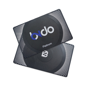 Tarjeta de presentación metálica de lujo, personalizada, de acero inoxidable, con grabado láser, tarjeta de regalo metálica para empresas - Product Image 4