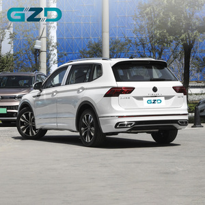 <span class=keywords><strong>Volkswagen</strong></span> <span class=keywords><strong>Tiguan</strong></span> L Automatique 2WD Comfort Edition SUV d'occasion <span class=keywords><strong>2022</strong></span> Blanc Essence Véhicule d'occasion en gros - Product Image 3