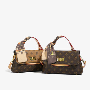 Bolso de Mano para Dama, Modelo 2025, a la Moda. Decorado. Bolso de Mano de Diseño de Lujo. El forro está hecho de poliéster. - Product Image 1