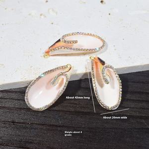 Colgante de concha marina natural con acentos de diamantes coloridos estilo océano DIY collar joyería para mujer - Product Image 4