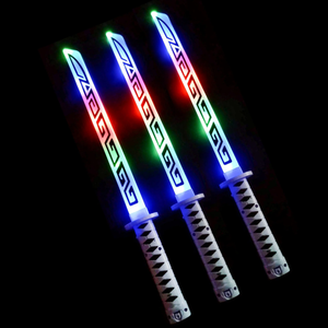 Vente en gros Nouveau <span class=keywords><strong>sabre</strong></span> <span class=keywords><strong>laser</strong></span> Katana blanc <span class=keywords><strong>lumineux</strong></span> pour enfants Jouet bon marché de l'usine de jouets pour enfants - Product Image 6
