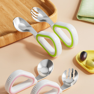 Juego de Cuchara y Tenedor de Silicona para Bebés, Bonito Juego de Cubiertos de Acero Inoxidable para Niños Pequeños con Caja de Almacenamiento - Product Image 4