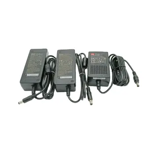 Iyi demek GST25A12-P1J 25W AC-DC güvenilir yeşil endüstriyel adaptör Meanwell adaptörü 12v 2a güç CCTV için adaptör