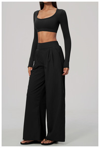 Ensemble tricoté 2 pièces pour femme : Crop top sans bretelles et pantalon large rayé respirant en polyester – Idéal printemps-été - Product Image 4